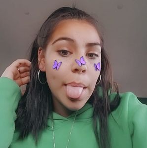 Meet your Posher, Mari